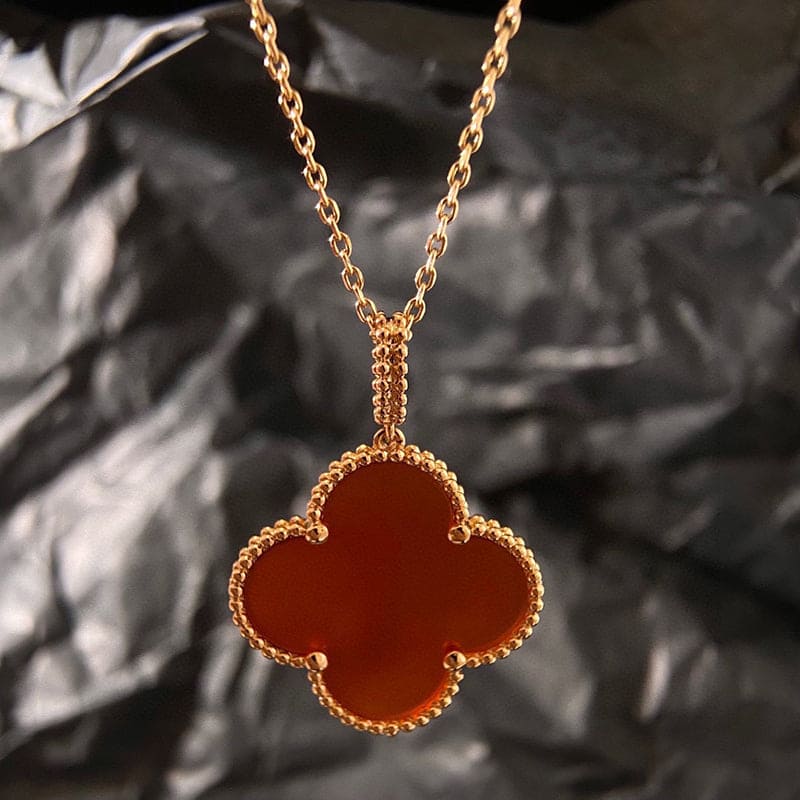 Diamor 18K Magic Alhambra One Motifs Carnelian Clover Necklace