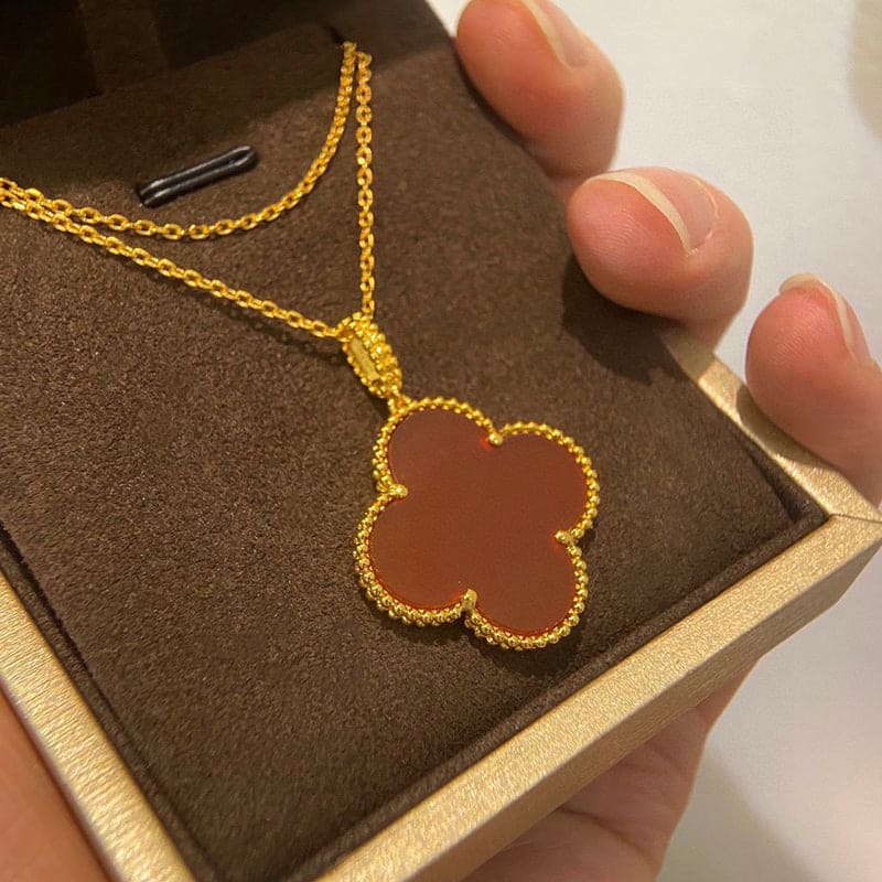 Diamor 18K Magic Alhambra One Motifs Carnelian Clover Necklace