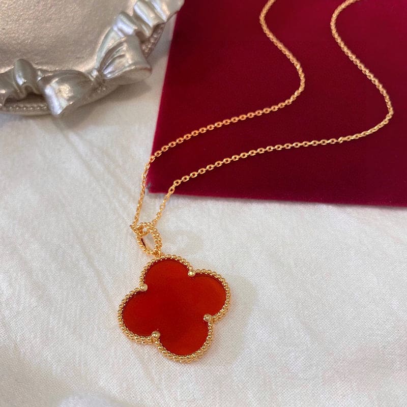 Diamor 18K Magic Alhambra One Motifs Carnelian Clover Necklace