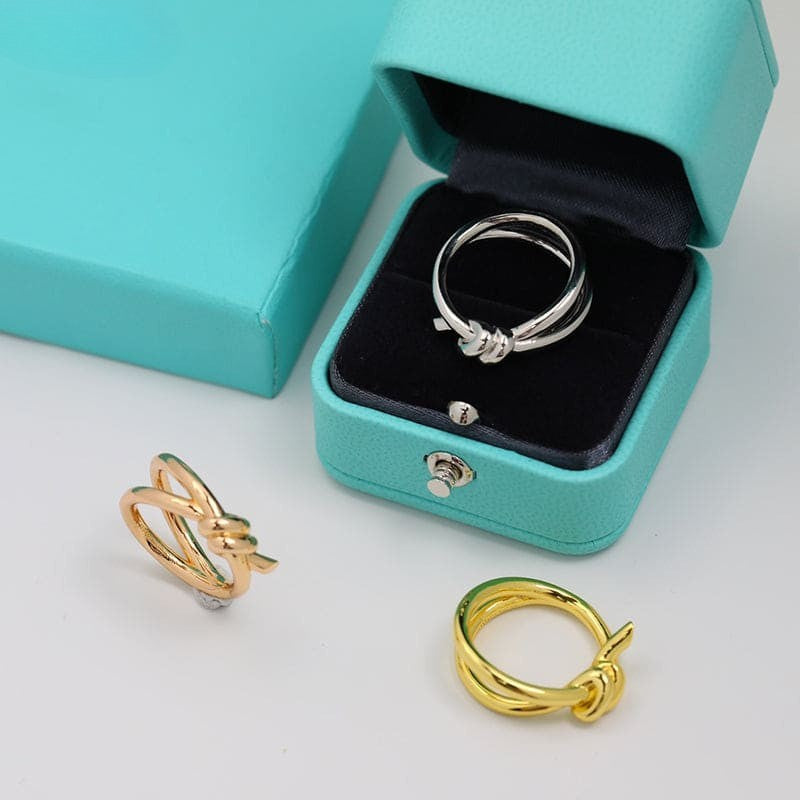 Diamor 18K Knot Double Row Ring