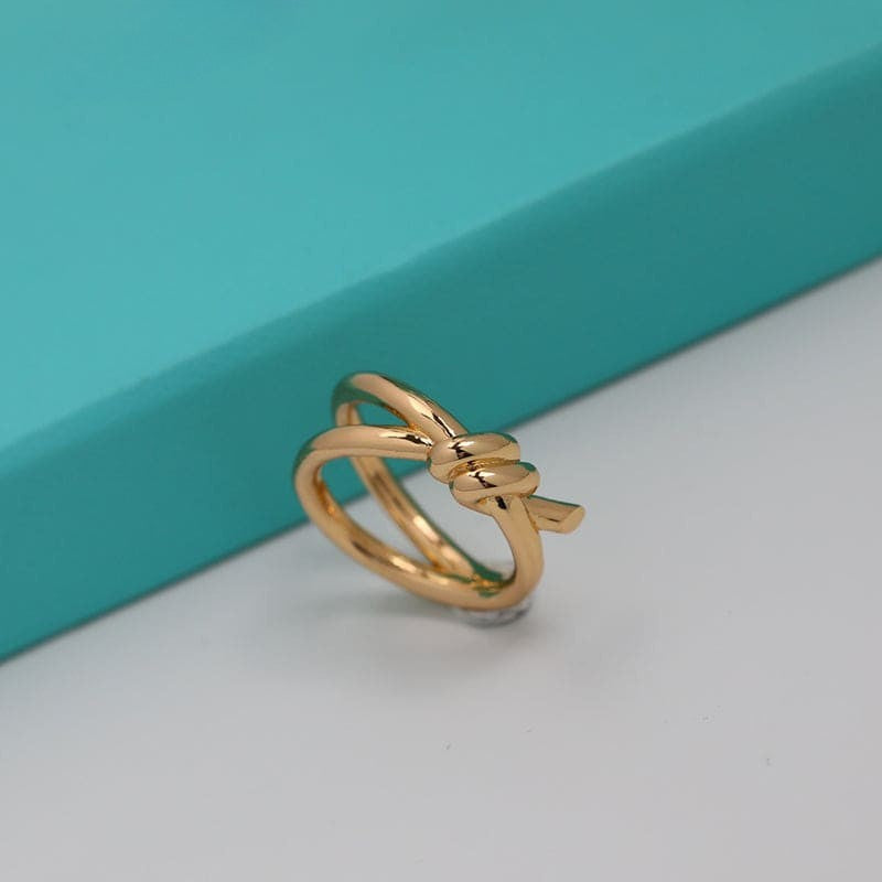 Diamor 18K Knot Double Row Ring