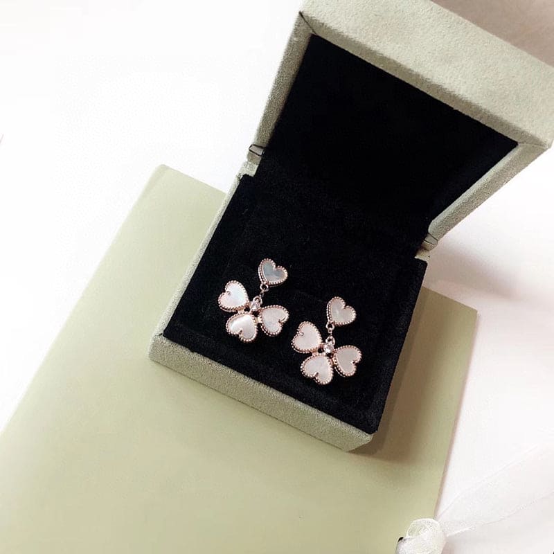 Diamor 18K Sweet Alhambra Effeuillage Earrings
