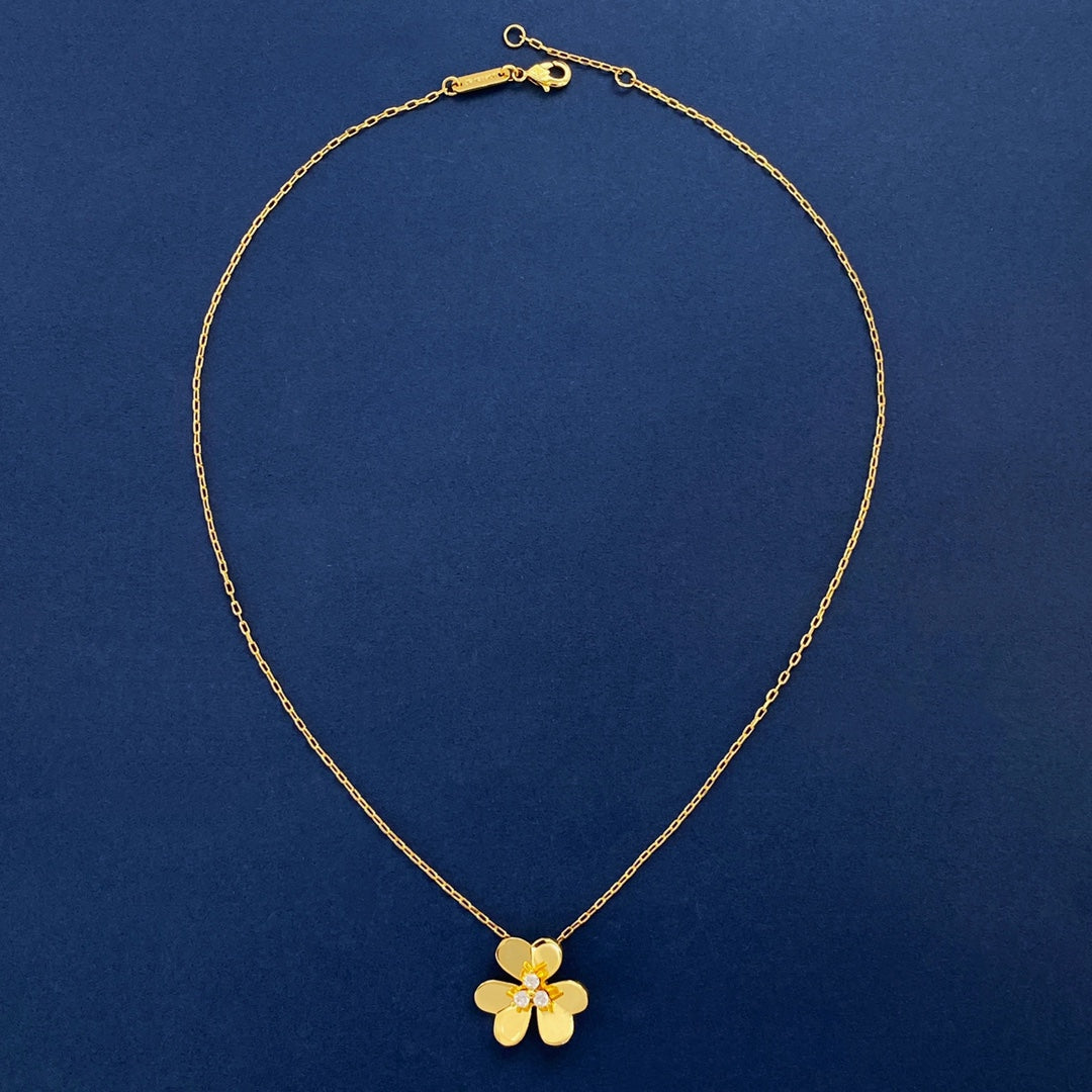Diamor 18K Frivole Large Necklace