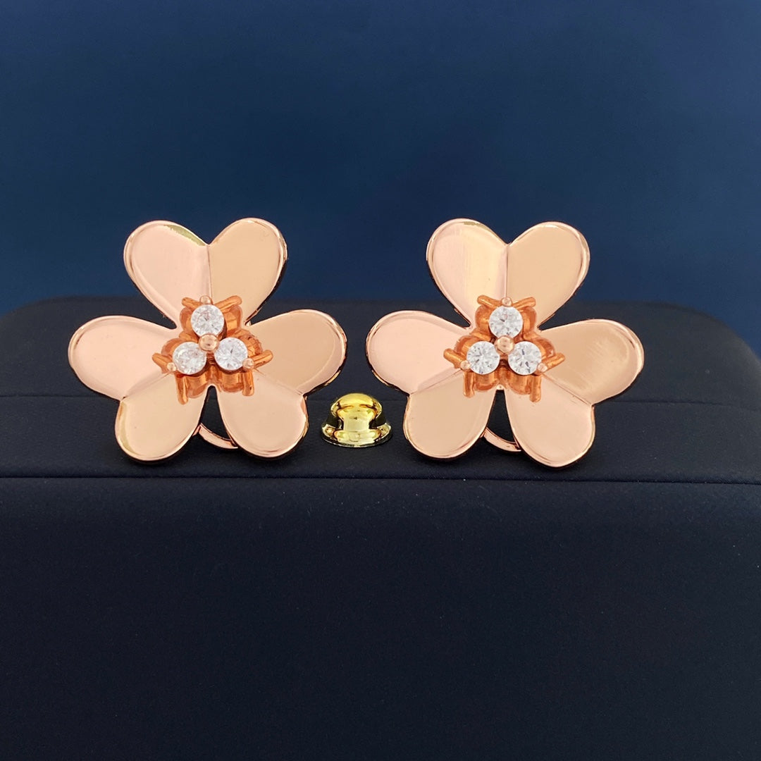 Diamor 18K Frivole Large Model Earrings