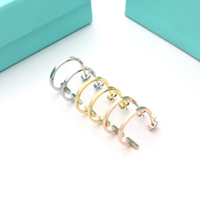 Diamor 18K T Hoop Earrings