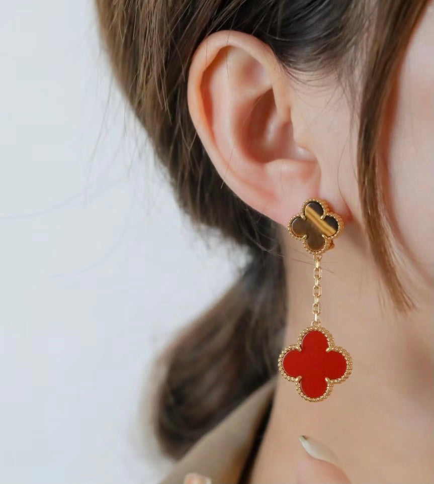 Diamor 18K Magic Alhambra Carnelian & Tiger Eye Earrings