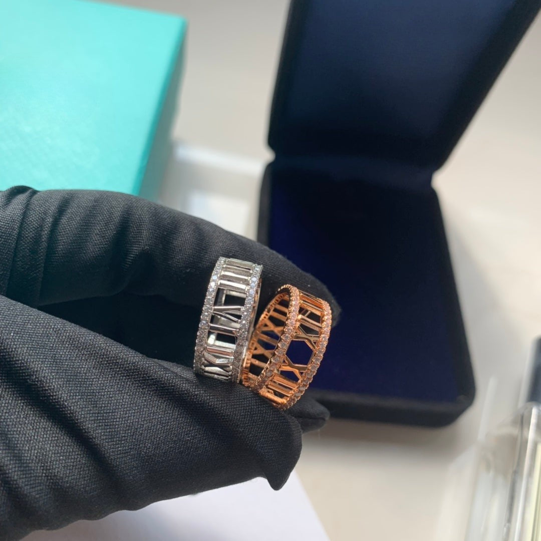 Diamor 18K T Atlas Open Diamond Ring
