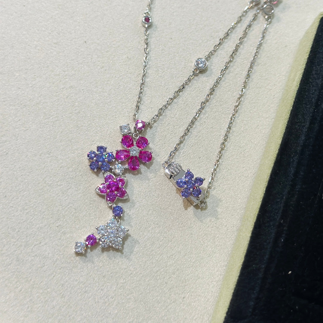 Diamor 18K Folie Des Prés Pendant Necklace