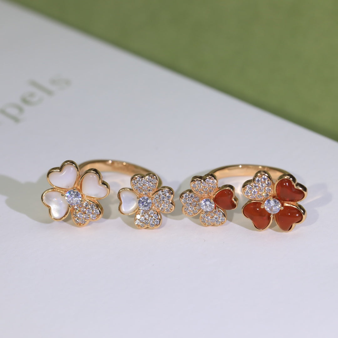 Diamor 18K Cosmos Between the Finger Diamond Ring