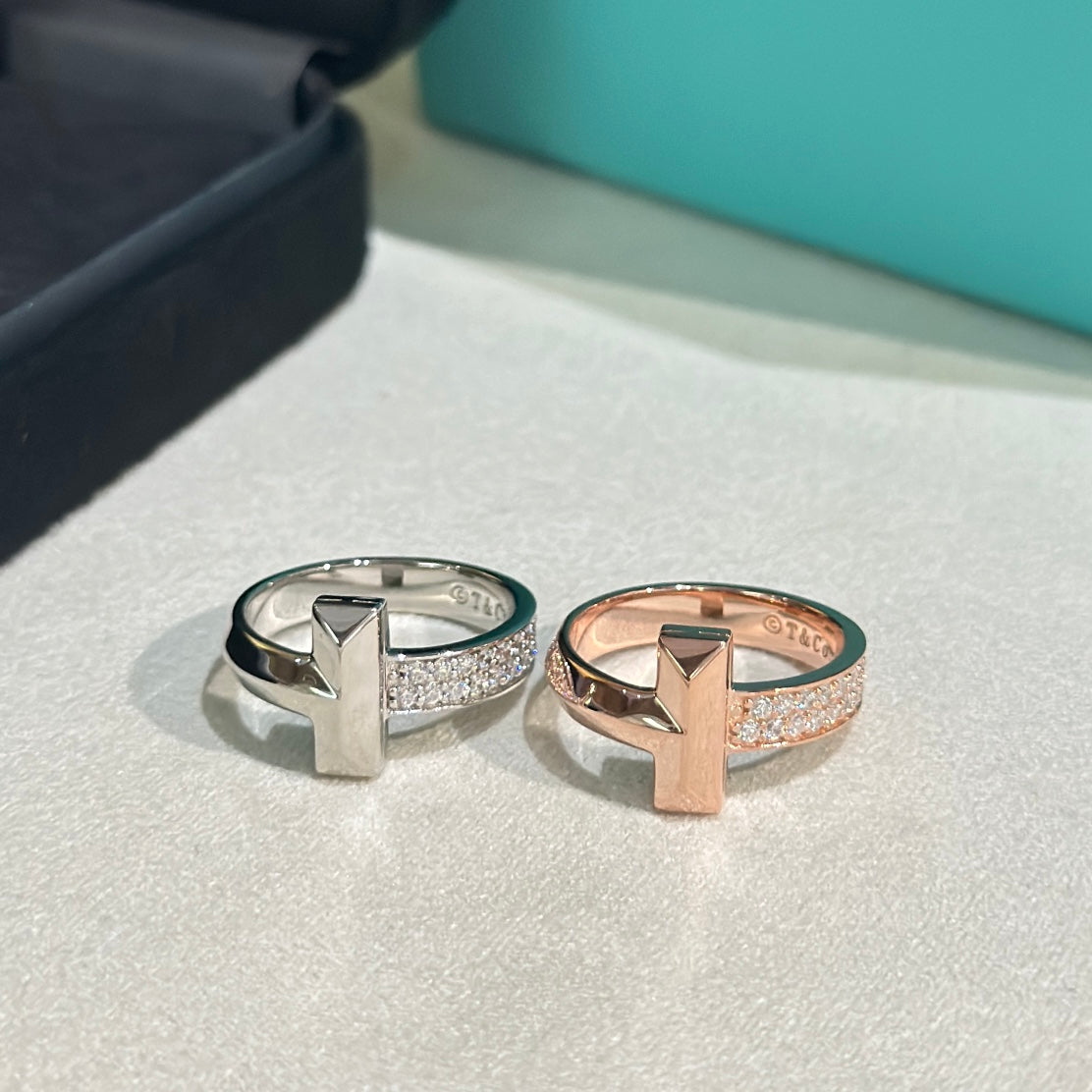 Diamor 18K T T1 Diamonds Ring