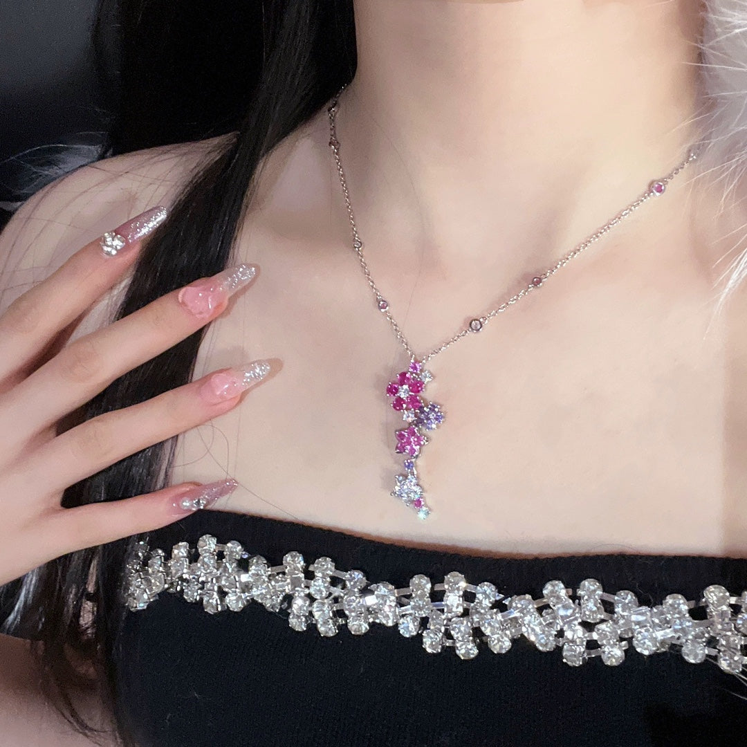 Diamor 18K Folie Des Prés Pendant Necklace