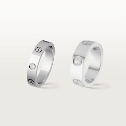 Diamor 18K Love Ring, Small Model, 1 Diamond