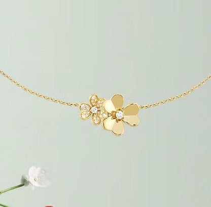 Diamor 18K Frivole Clover Clover Necklace