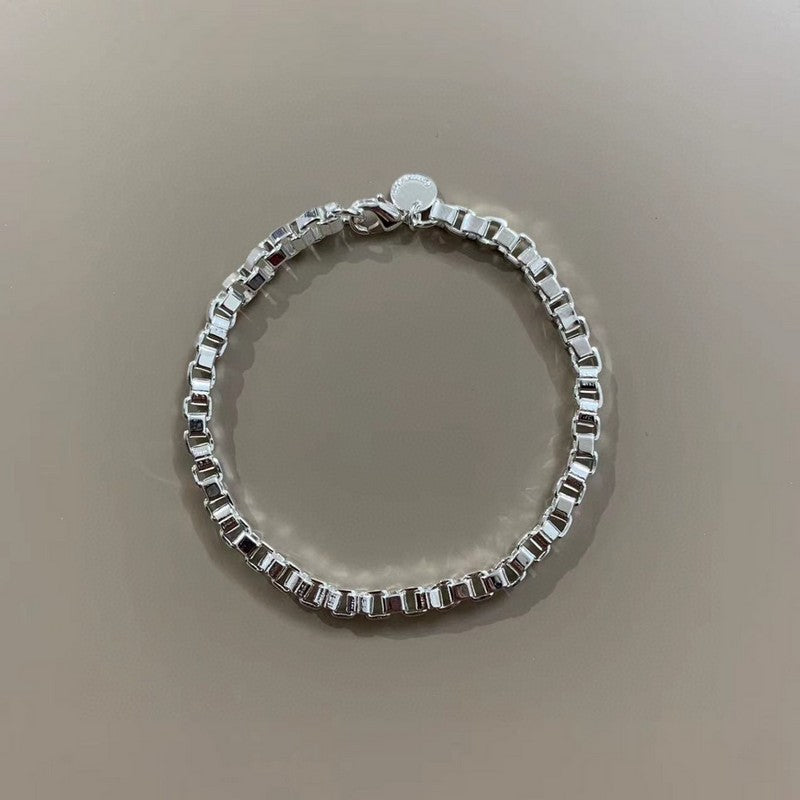 Diamor 18K T Venetian Link Bracelet