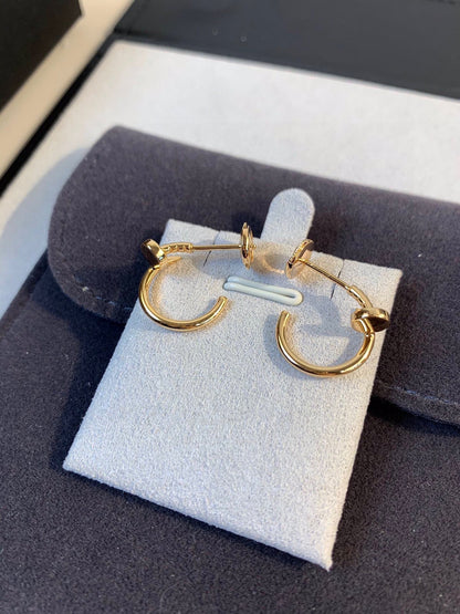 Diamor 18K Juste Un Clou Earrings