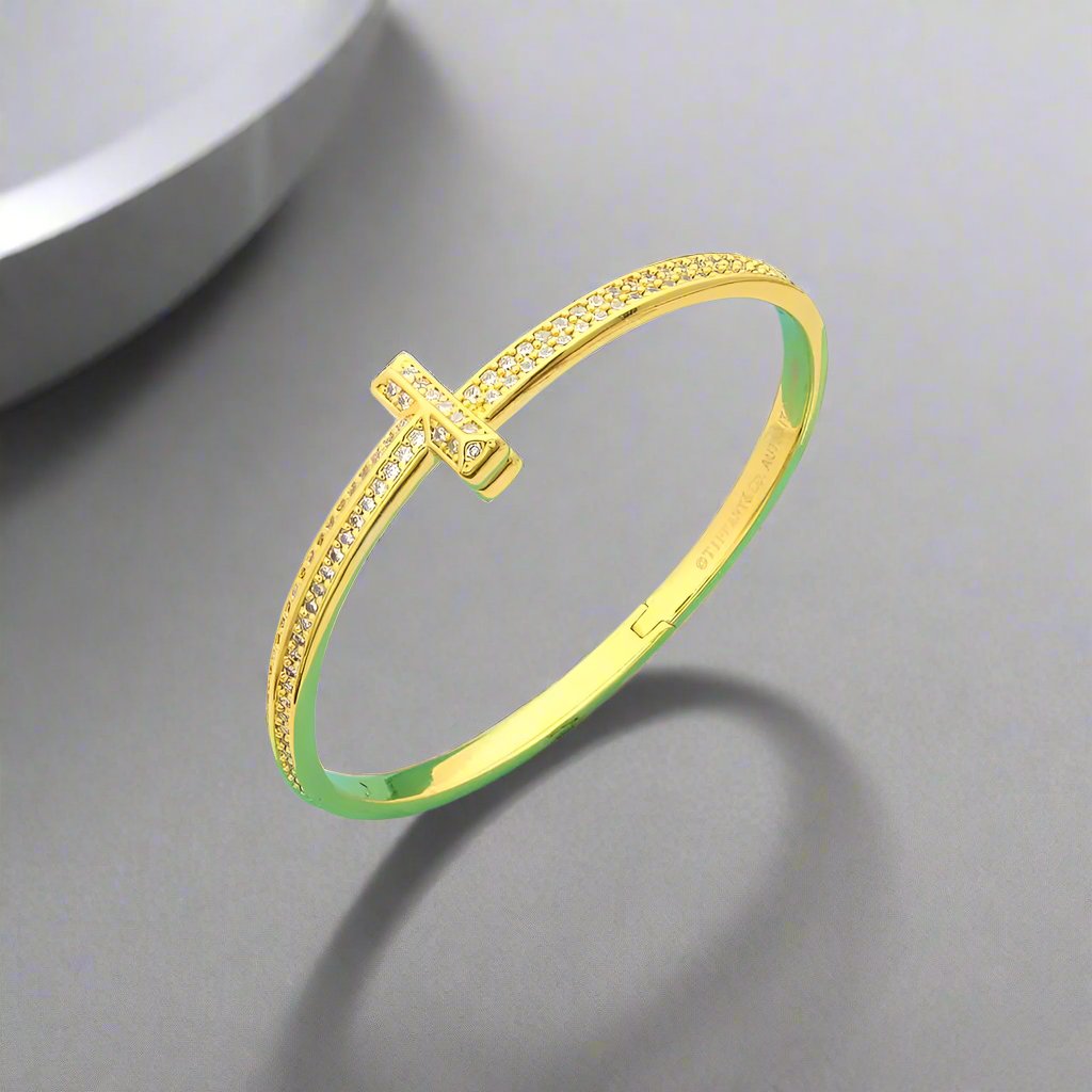 18K T1 Wide Diamond Bangle Bracelet