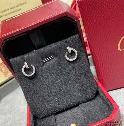 Diamor 18K Juste Un Clou Diamonds Earrings